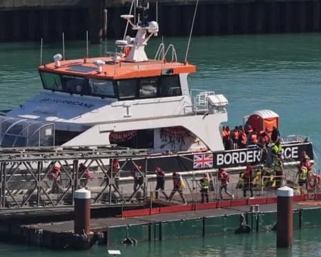 British Ministers Insist Migrant Returns Agreement with France Goes Ahead Despite Court Injunction