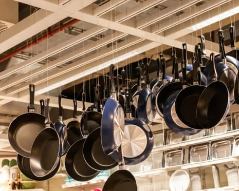 Non-Stick Eating, Aromatic Lactation and Striped Cattle Excel at 2025 Ig Nobel Awards