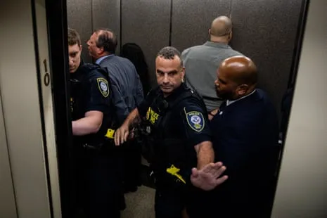 New York Officials Arrested After Obstructing Ice Entry to Federal Complex